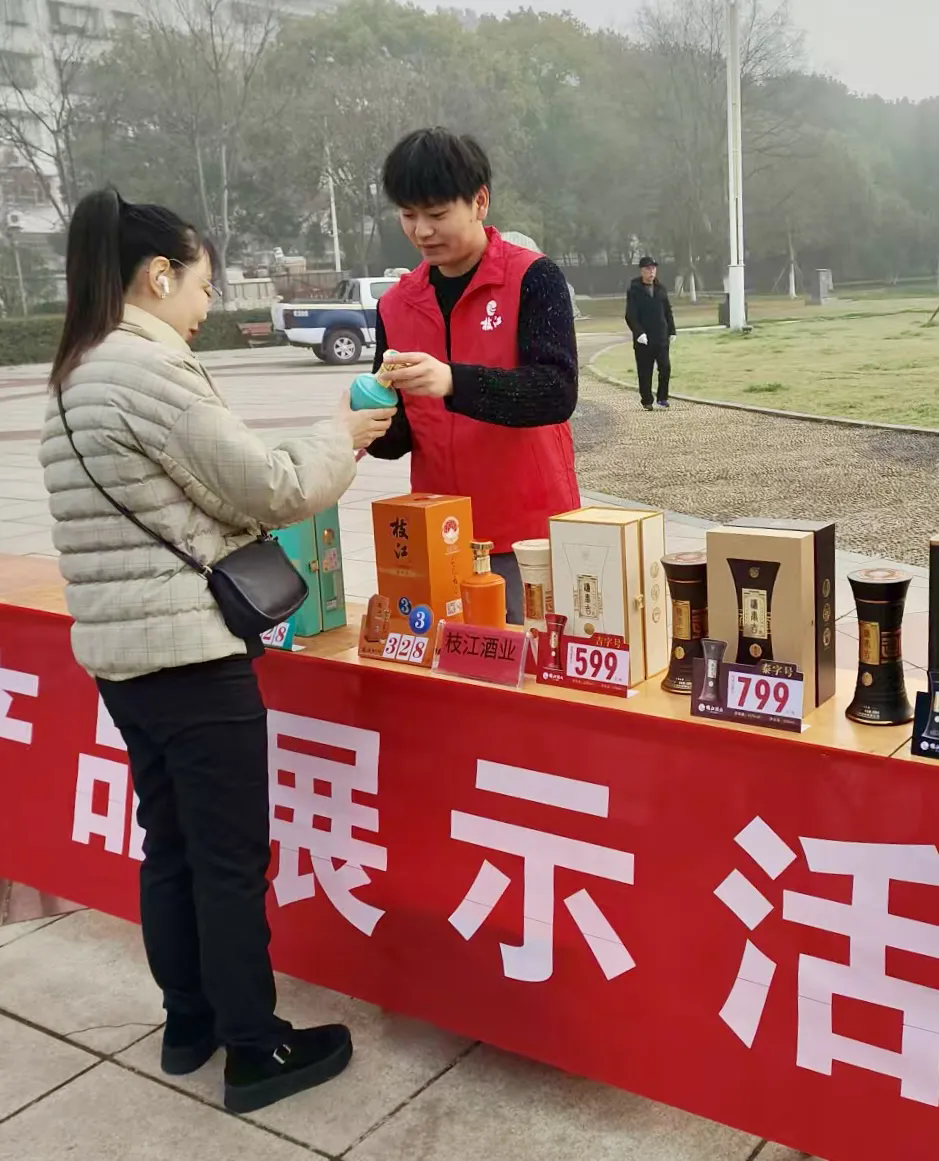 640 (4).webp.png 640 (4).webp.png